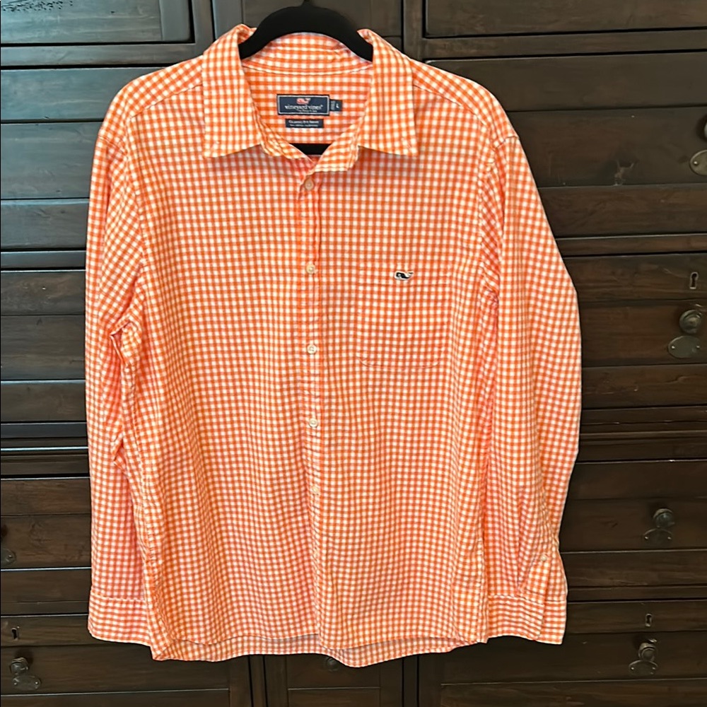 Men’s vineyard vines, classic fit shirt size large